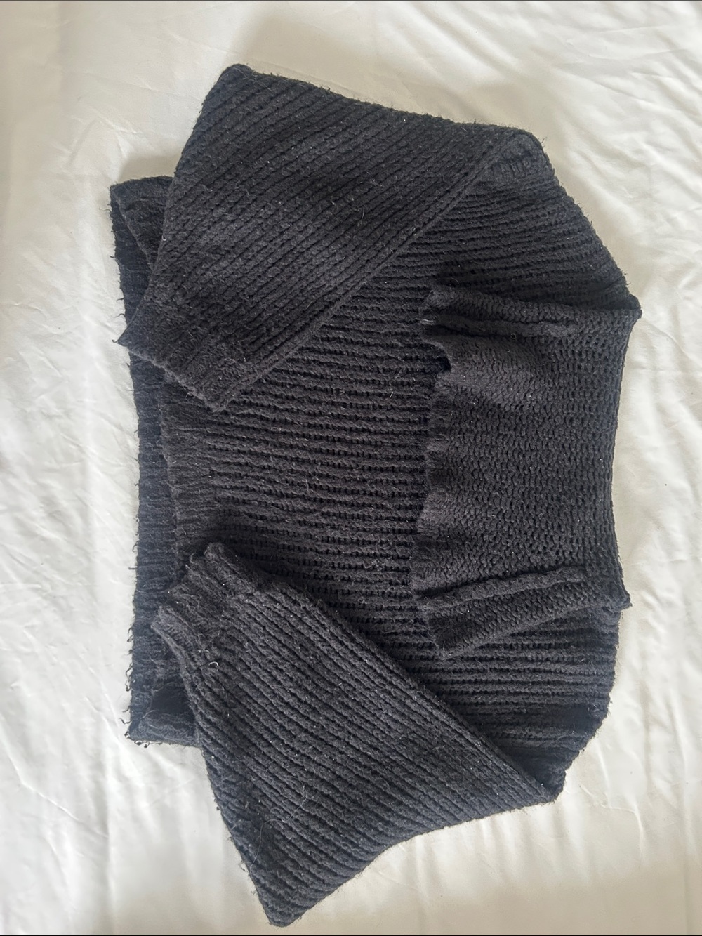 Black Anthropologie Chunky Knit Cropped Sweater
